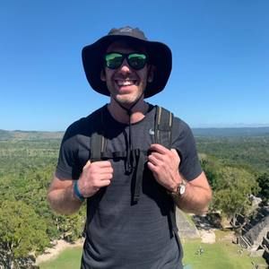 Meet your Posher, Johnny